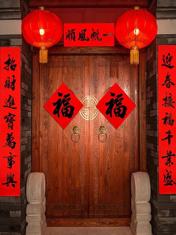 為什么每年春節(jié)都要貼春聯(lián)呢？